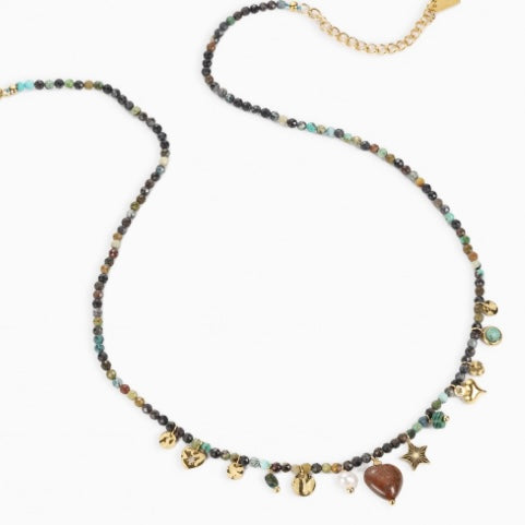 COLLIER VICTORIA