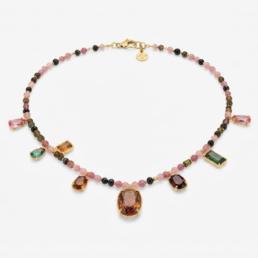 COLLIER CARLA